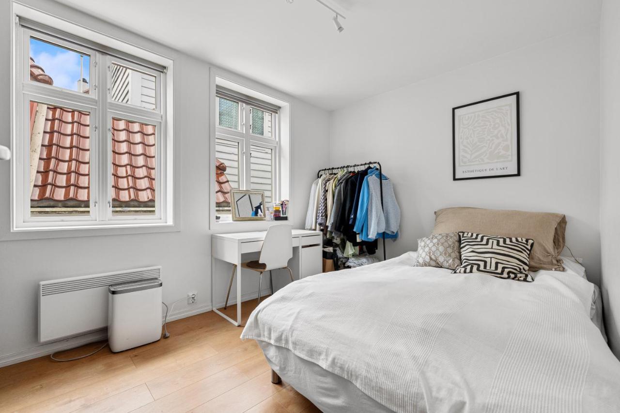 Behind Bryggen - Renovated - Budget Friendly Берген Екстериор снимка
